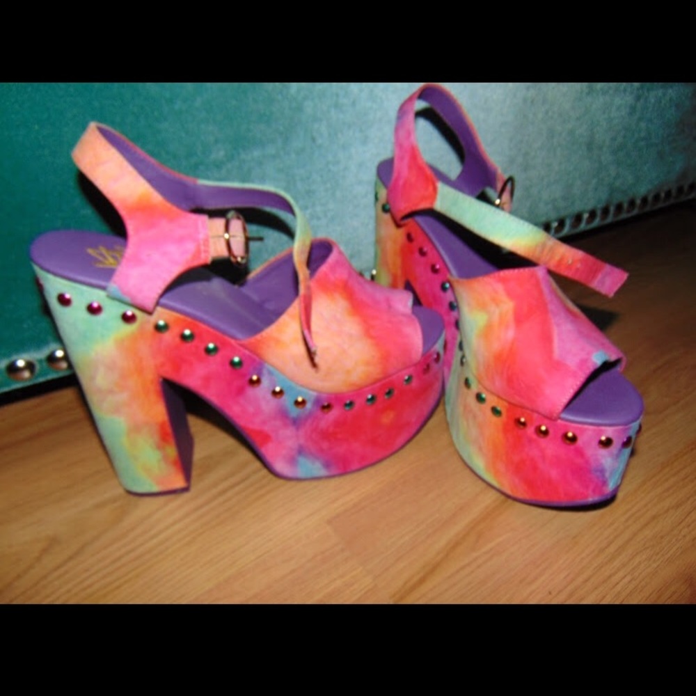 YRU Platform Daydream shoes